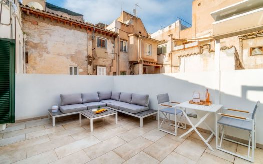 Amazing apartment with terrace in Palma Old Town Plaza Mayor.